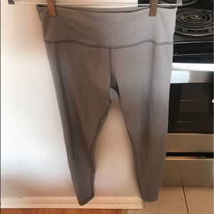 Lululemon wunder unders, light grey size 8